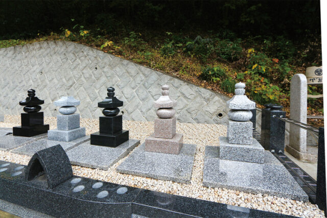 髙尾山薬王院墓地