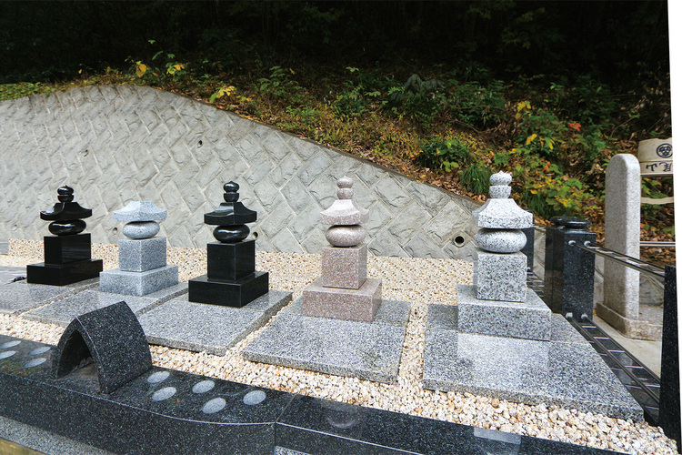 髙尾山薬王院墓地